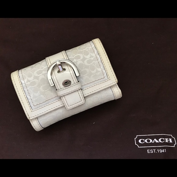Coach Wallet - Picture 1 of 4